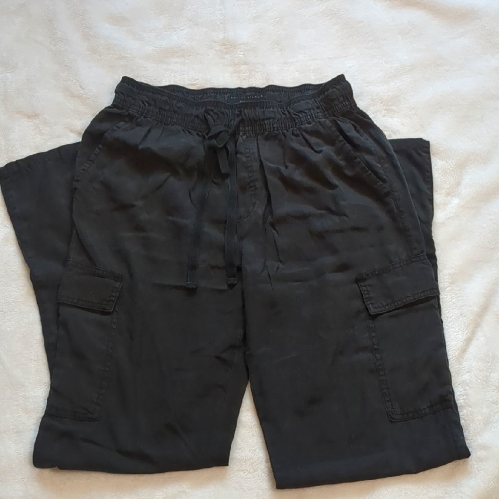 NWOT Social Standard By Sanctuary Black Cargo Pants Size XS